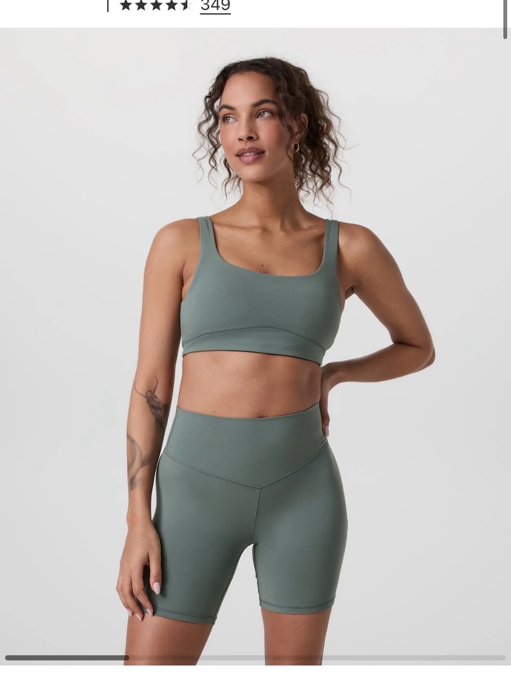 Vuori "all the form"  Sports Bra in Marsh
